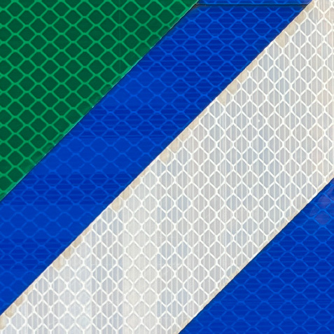 広角プリズム型